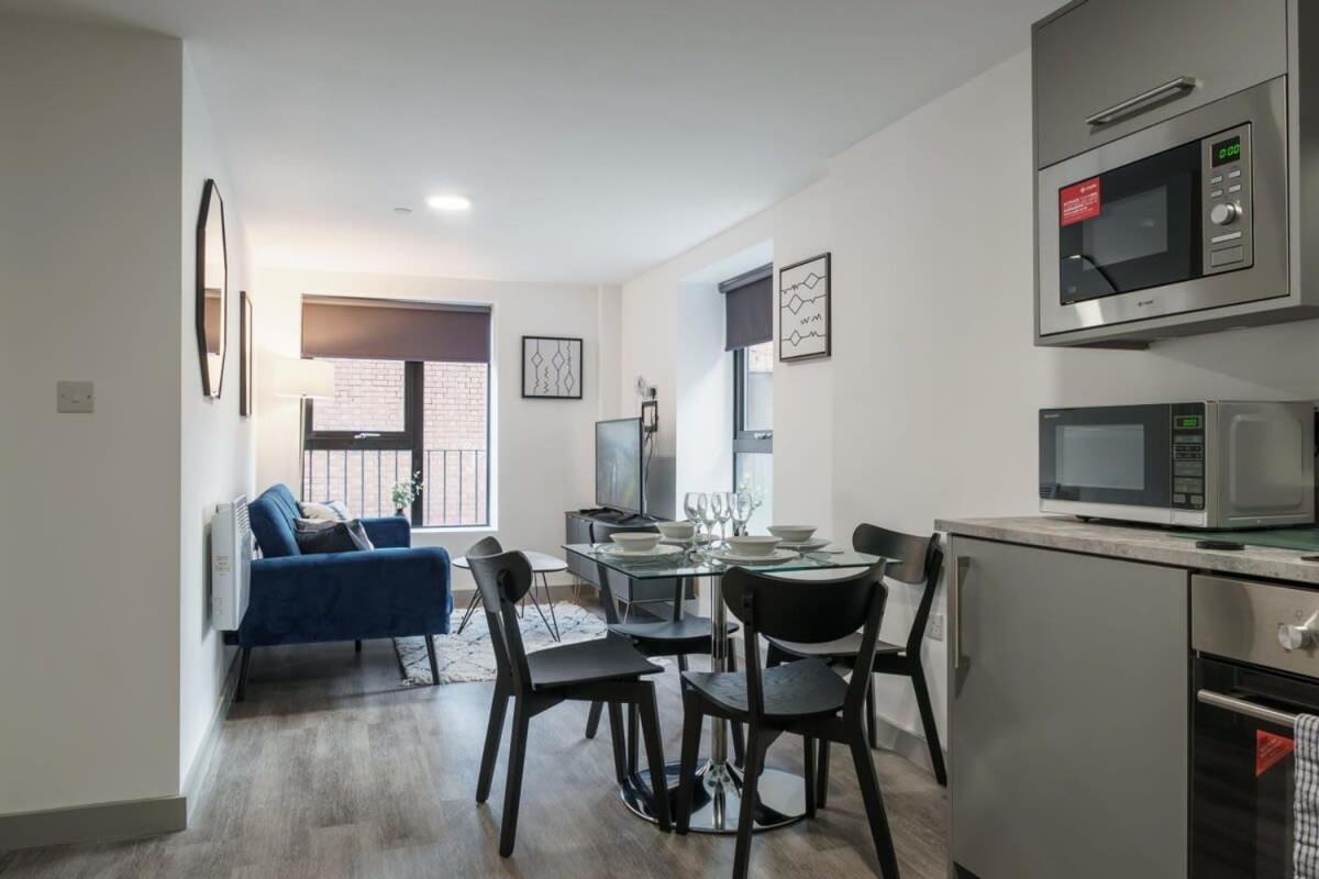 Lovely 1 Bed Apartment In Liverpool Centre Eksteriør billede